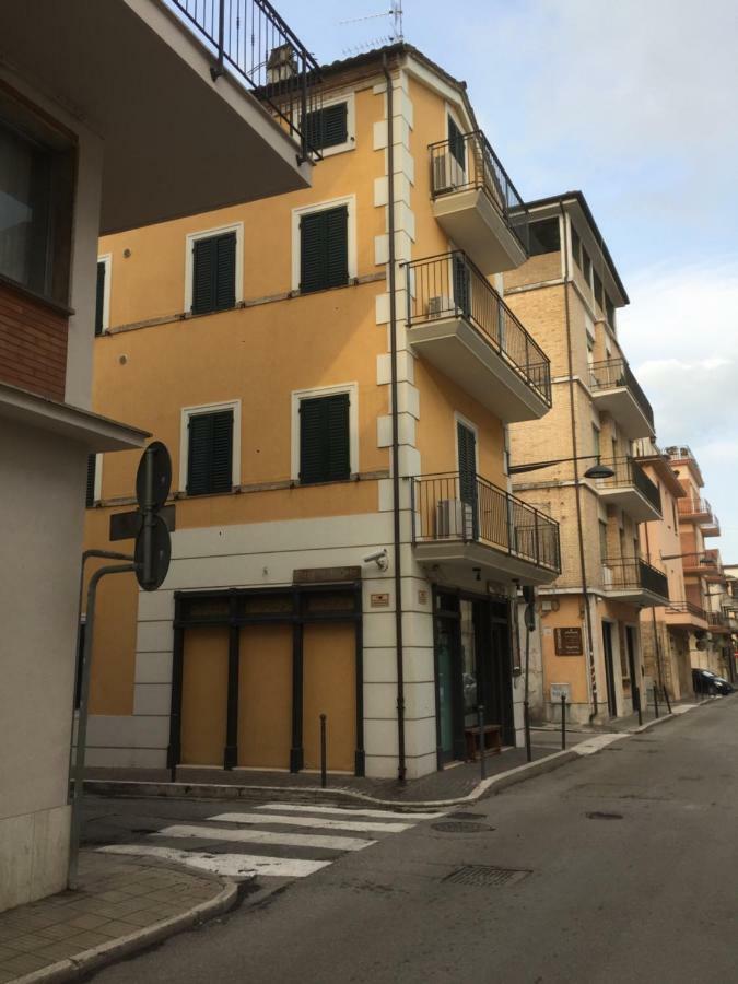 Elisa Apartman San Benedetto del Tronto Kültér fotó